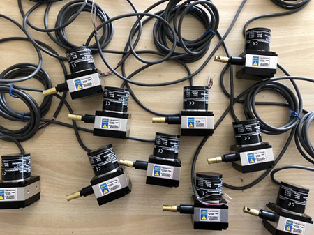 液壓破碎關(guān)斷門位移傳感器