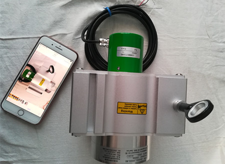 ֱ��λ�Ƃ�����-������ӻ�����F(xi��n)�׷N��(w��n)�}