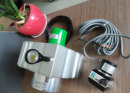 ֱ��λ�Ƃ�����-������ӻ�����F(xi��n)�׷N��(w��n)�}